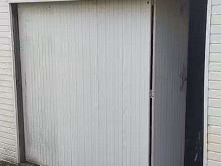 box garage