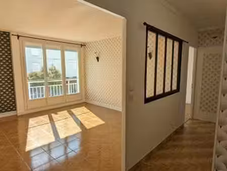 location appartement 3 pièces à rezé (44400) : à louer 3 pièces / 61m² rezé