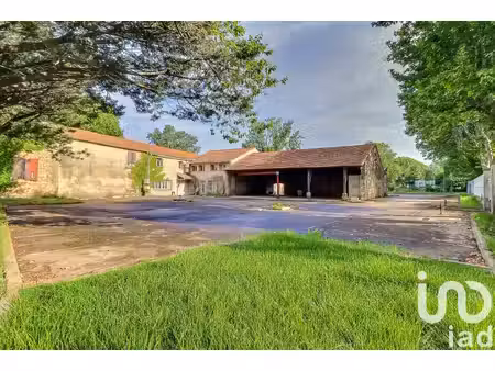 vente immeuble 1 200 m²