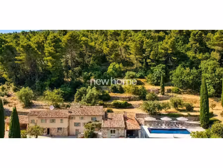 propriété avec piscine en bord de mer seillans (83)