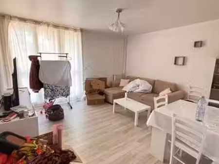 location appartement 3 pièces à saint-brieuc (22000) : à louer 3 pièces / 61m² saint-brieu