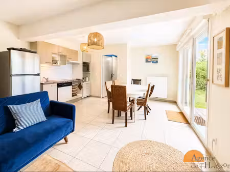 ares hyper centre - appartement t3 61 m2 avec terrasse