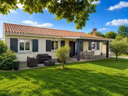 maison 4 pièces 107 m² - garage 60 m² - terrain de 830 m²