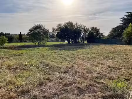 vente terrain 410 m² à vauvert (30600)  134 000 €