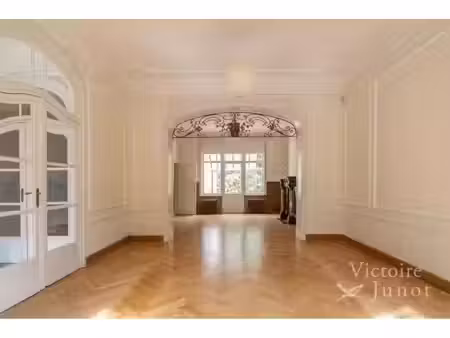 maison à louer à square joséphine-charlotte 19 woluwe-saint-lambert (vbe62132)