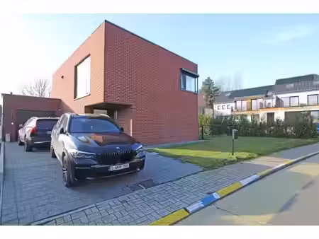 villa à louer à stationsstraat 4 bertem (rbw79429)