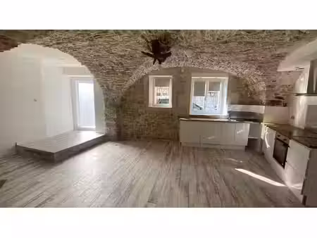 location appartement 3 pièces 68.7 m² à galargues (34160)  770 €