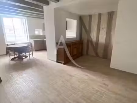 location appartement 3 pièces 78.73 m² à montrichard (41400)  705 €