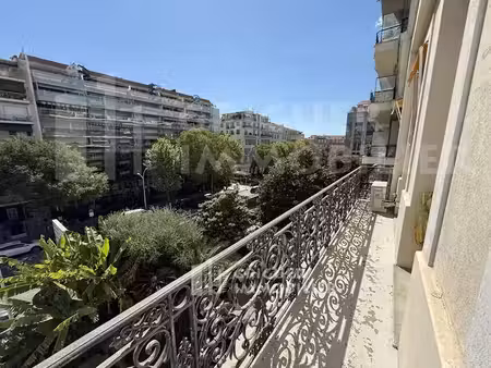 location appartement 5 pièces 197 m² à nice (06000)  3 400 €