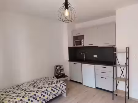 location meublée appartement 1 pièce 22 m² à strasbourg (67000)  690 €