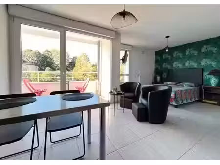 location meublée appartement 1 pièce 32 m² à annecy (74000)  850 €