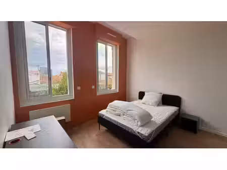 chambre meublee avec salle d'eau coliving