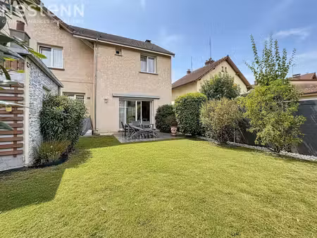 maison 6 pièces à vendre - séjour sud - 4 chambres - jardin - terrasse