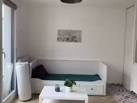 location meublée appartement 1 pièce 27 m² à asnieres-sur-seine (92600)  970 €