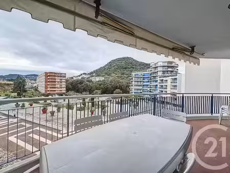 location meublée appartement 2 pièces 49.66 m² à mandelieu-la-napoule (06210)  930 €