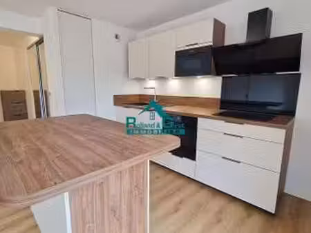 location appartement 3 pièces à noyal-sur-vilaine (35530) : à louer 3 pièces / 65m² noyal-