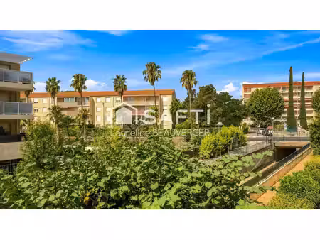 grand appartement secteur olbius riquier