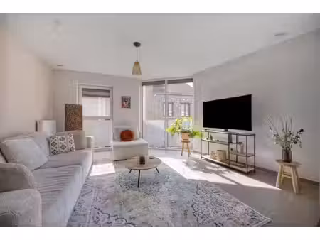 appartement 2 chambres avec terrasse en centre-ville