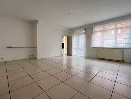 appartement 2 chambres avec terrasse et garage