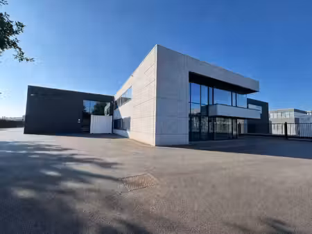 bien professionnel à louer à zwevegem € 8.250 (lrgf5) - cdf vastgoedmakelaars nv | zimmo