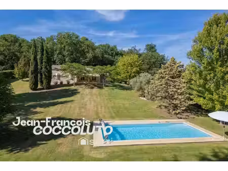 maison familiale 3ch  avec piscine et parc arboré
