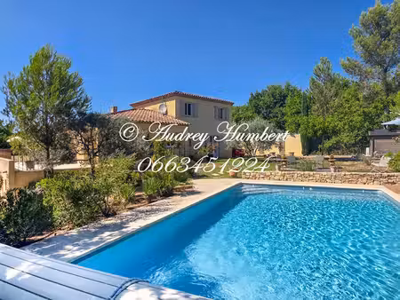 exclusivité  sainte-tulle  quartier prisé pour cette villa de 140 m² avec piscine et magni