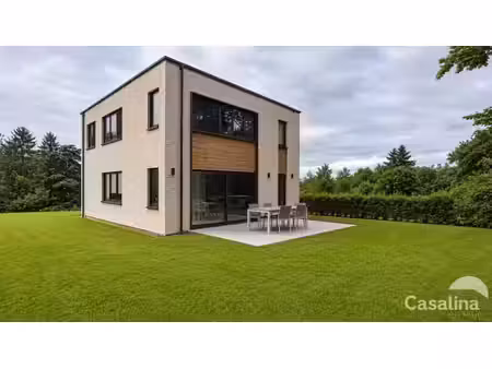 vivre moderne dans une villa économe en énergie.