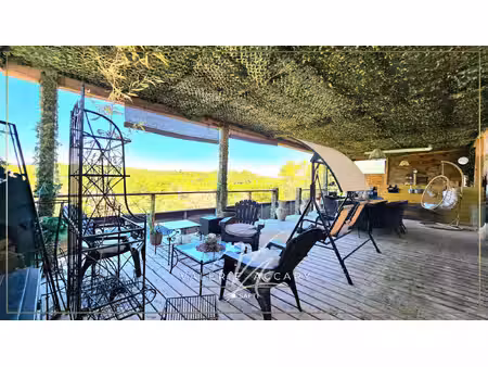 rocbaron : mobil home t4 de 57 m² sur un terrain de 290 m² avec terrasse de 100 m²  spa  c