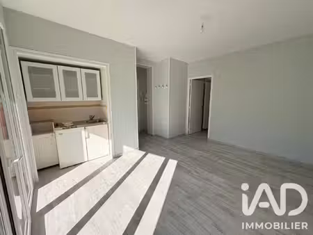 iad france romane grêlé