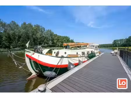 charmante en specifieke platbodem uit 1904 met vaste ligp...