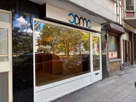 magnifique local commercial à liège  boulevard d'avroy