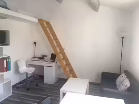 location meublée appartement 1 pièce 16.77 m² à nimes (30000)  445 €