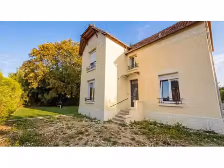 maison t5 à vendre - rénovée - avec 3 chambres à saint-germa