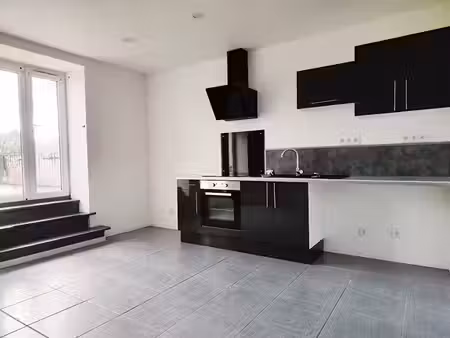 location appartement 2 pièces 37.3 m² à sévérac-l'eglise (12310)  422 €