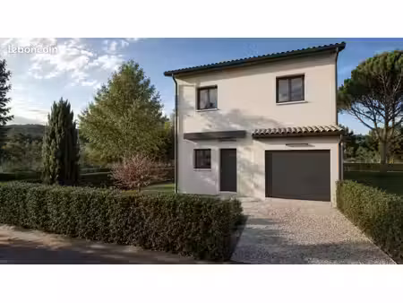 maison neuve dans quartier résidentiel