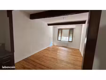 beau studio au centre ville