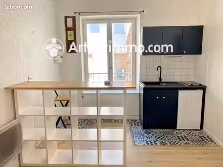 studio 1 pièce 18 m²