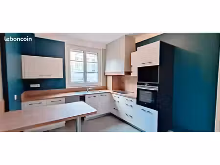 appartement de 98m² à côté de la mairie