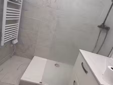 f2
