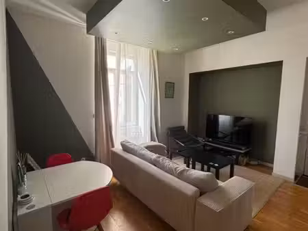 appartement meublé t3 – 65 m² – 2 chambres – parking privé – quartier gare (la crossardièr