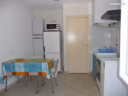 appartement meuble t1 de 26m  calme centre ville privas