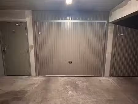 ◊ garage fermé à louer – lille
