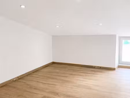 maison de ville 4 pièces avec terrasse – 61 m²