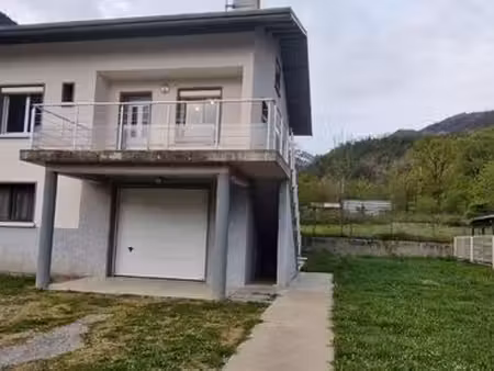 à louer — maison meublée 85 m² (110 m² au sol) à notre-dame-du-cruet en maurienne (73130)