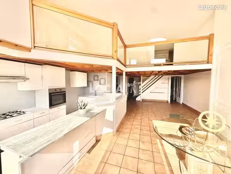 appartement 4 pièces 105 m²