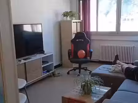 location appartement 2 pièces 38 m² à grenoble (38000)  580 €