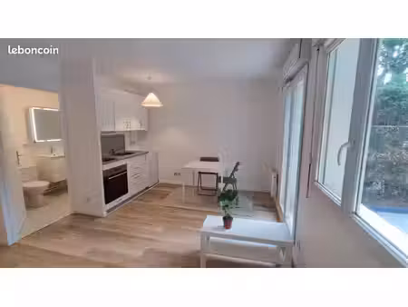 studio + terrasse meublé refait à neuf thiais