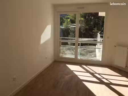 appartement de 30 m2 à bures-sur-yvette