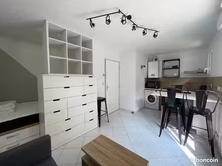 studio 1 pièce 22 m²