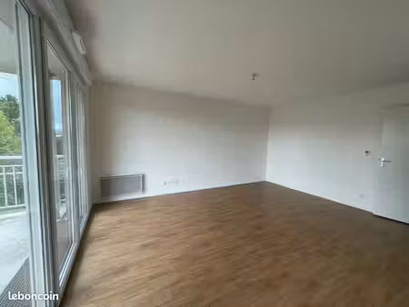 3 pièces · 60 m² 3 pièces  60 m² · le mesnil-esnard 76240